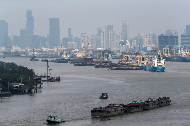 Thai exports return to growth in April, beat forecast