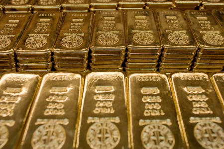 Gold prices fall from record highs as rate fears persist; copper retreats