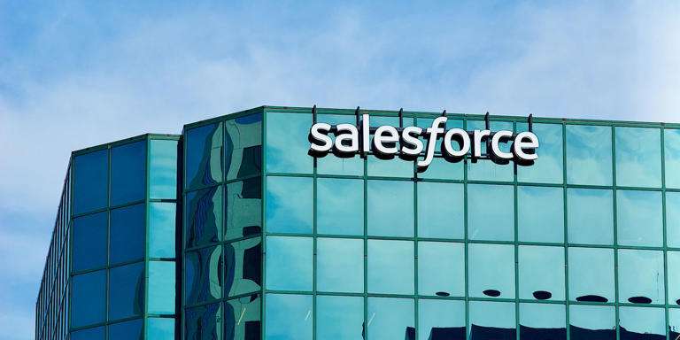 Salesforce’s stock tumbles as earnings provide latest dose of software-sector pain