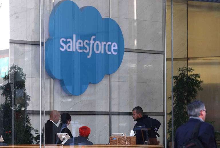 Salesforce Stock Sinks on Revenue Miss, Weak Outlook