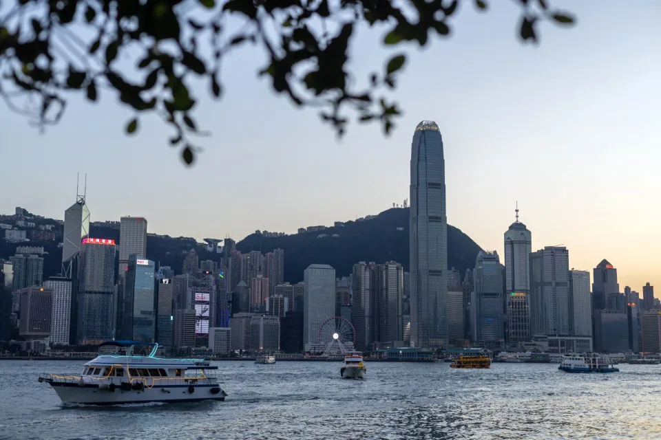 Hedge Fund Dymon Expands Hong Kong Office, Bucking Trend