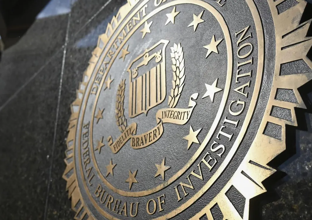 FBI Warns iPhone, Android Users—Change WhatsApp, Facebook Messenger, Signal Apps: Use encrypted messaging